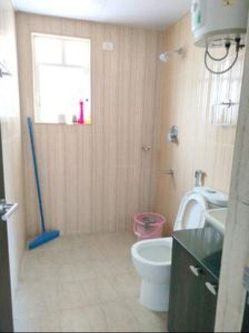 Bathroom in 2 BHK Apartment at Shriram Luxor, Hennur Road – for Rent