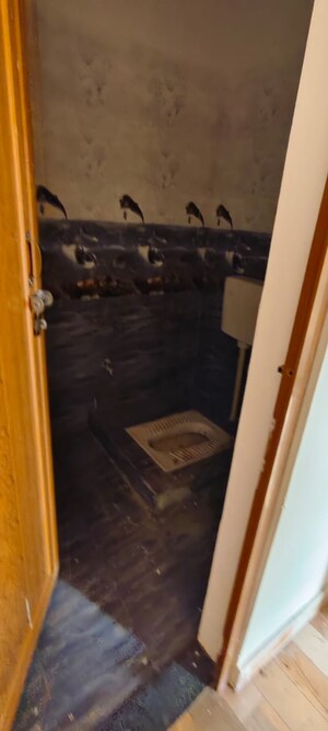 Furnished Amenities in 2 BHK Independent House at Deva Road – for Sale