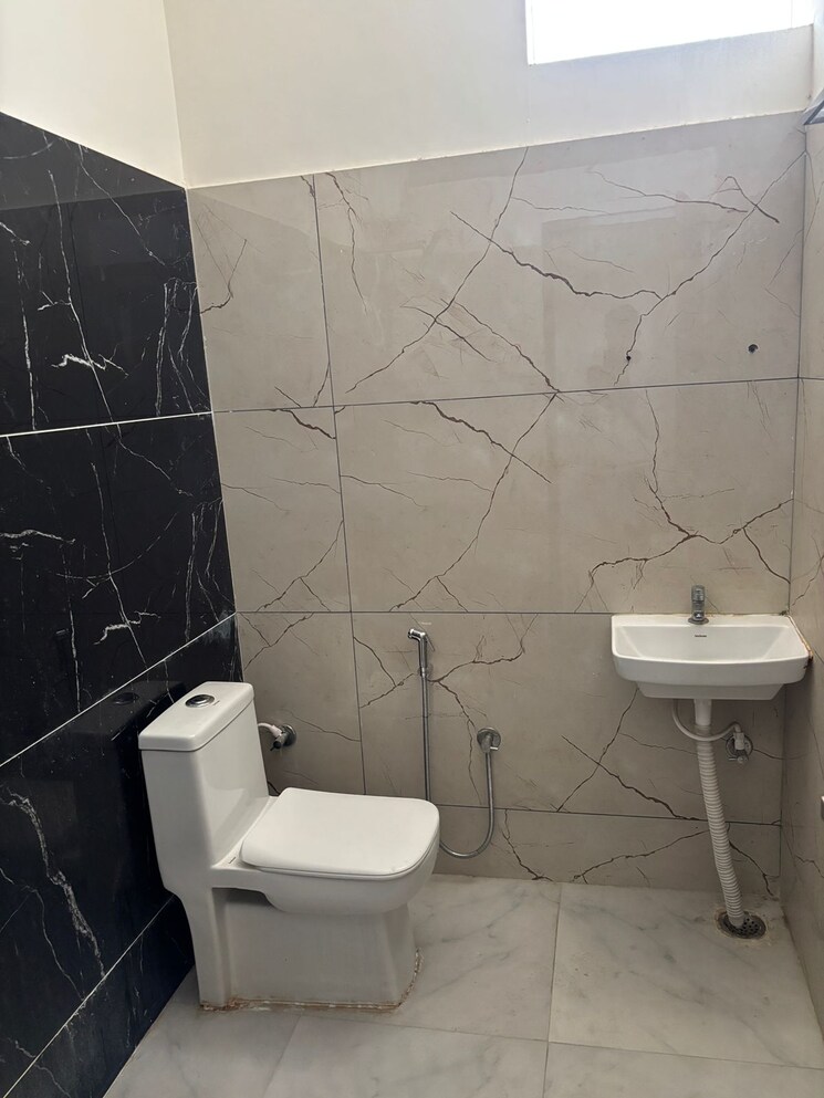 Bathroom, jagatpura 4 Bedroom 1400 Sq.Ft. Villa In Jagatpura Jaipur 8925181