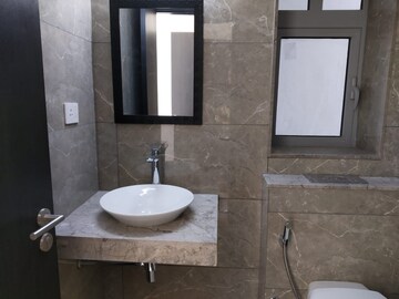 Bathroom in 3 BHK Apartment at Oberoi Realty Esquire, Goregaon East – for Sale