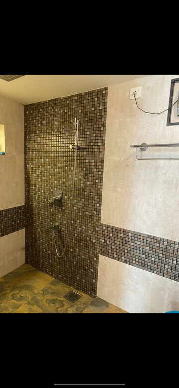 Bathroom in 3 BHK Apartment at Mahavir Heights, Kemps Corner – for Rent
