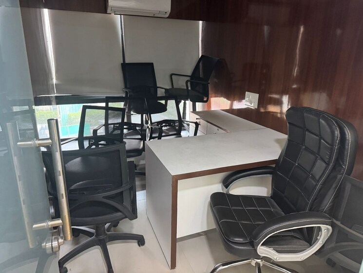 Team Area, ambli road Commercial Office Space 1219 Sq.Ft. In Ambli Road Ahmedabad 8925202