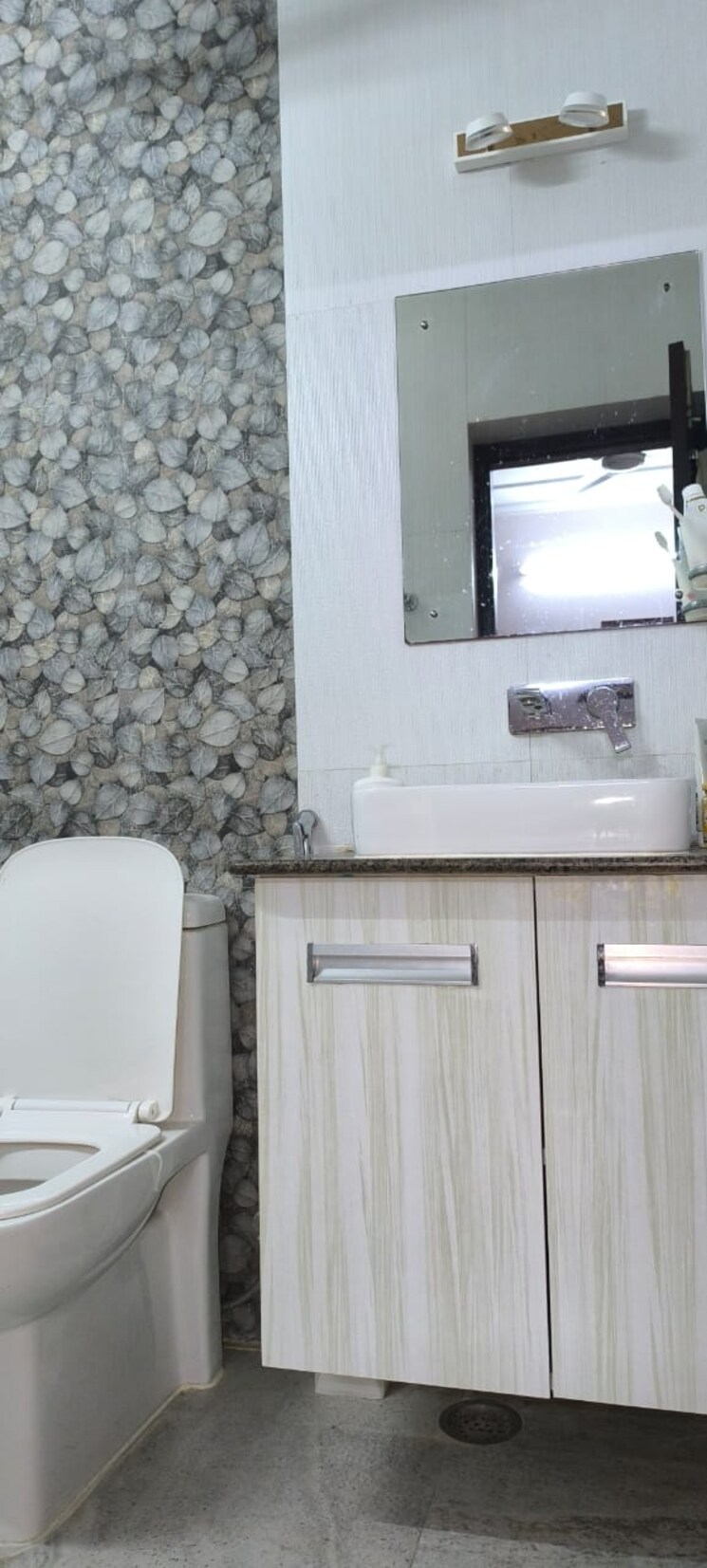 Bathroom, vasant kunj 3 Bedroom 1150 Sq.Ft. Apartment In Vasant Kunj Delhi 8925259