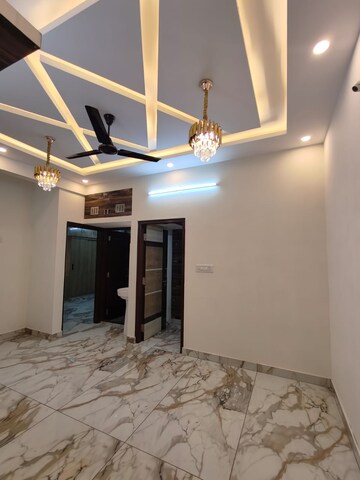 Room in 2 BHK Builder Floor at Iti Layout – for Rent