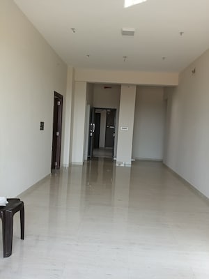 Room in 3 BHK Apartment at Shivaji Park – for Sale