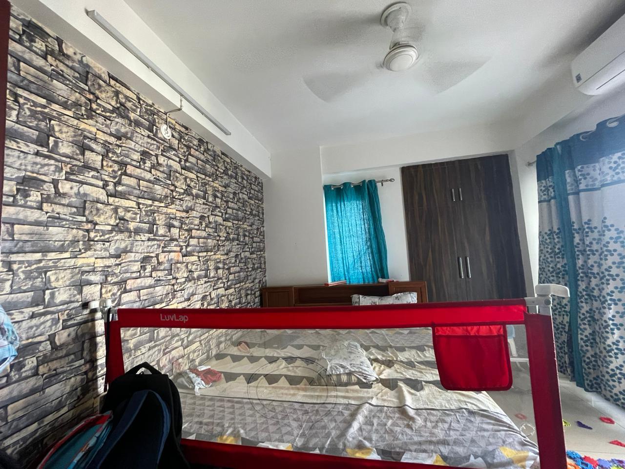 3 BHK + Pooja Room Apartment For Sale in Express Zenith