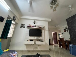 Room in 3 BHK Apartment at Express Zenith, Sector 77 – for Sale
