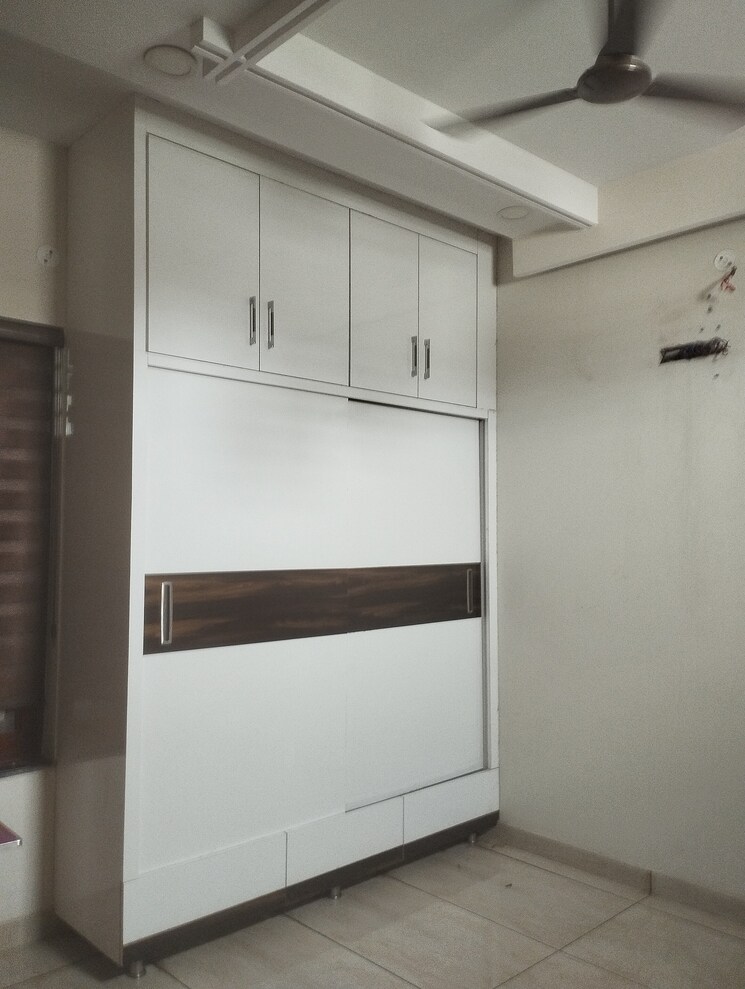 Room, housing board colony 4 Bedroom 112 Sq.Yd. Independent House In Housing Board Colony Sonipat 8925398