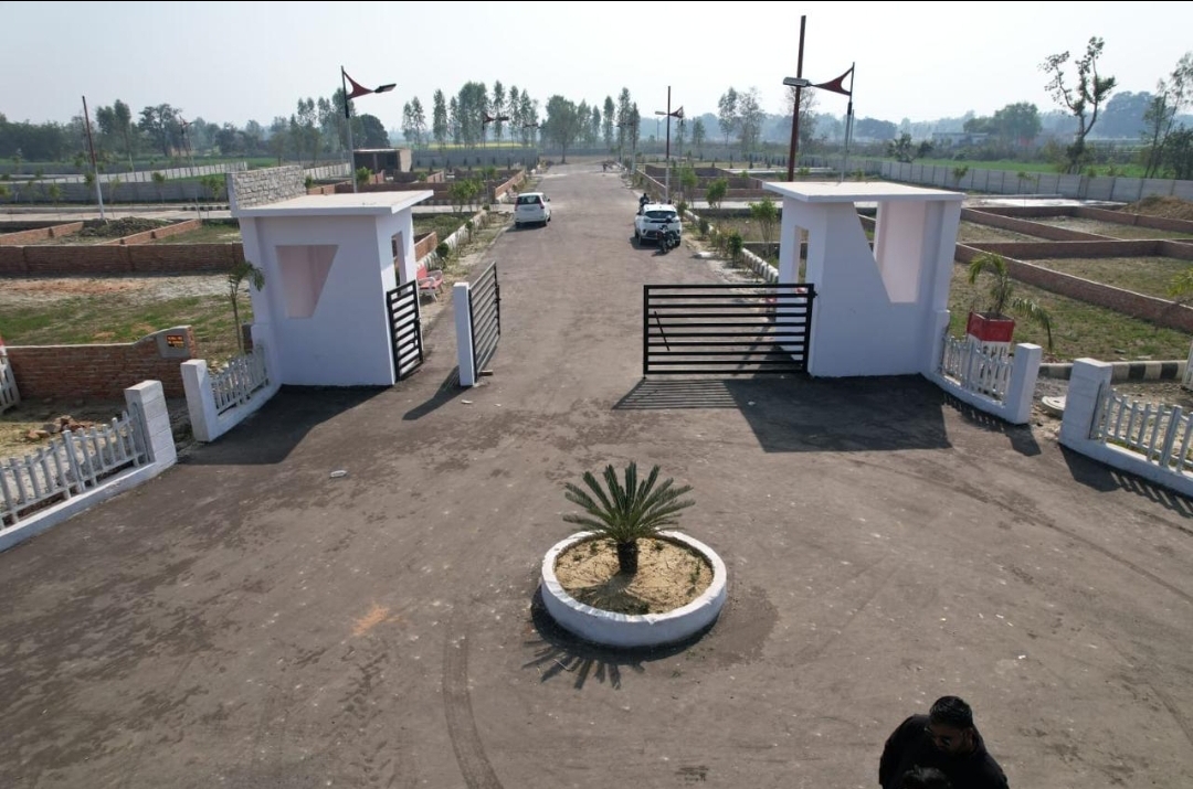 Plot For Sale in Krishna Iscon Valley