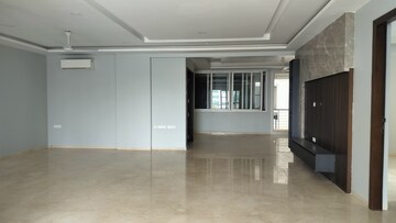 Room in 3 BHK Apartment at Jubilee Hills – for Rent