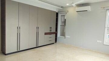 Room in 3 BHK Apartment at Jubilee Hills – for Rent