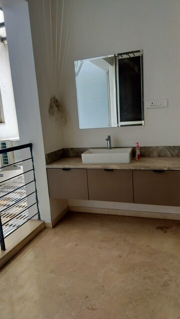 Bathroom in 3 BHK Apartment at Jubilee Hills – for Rent