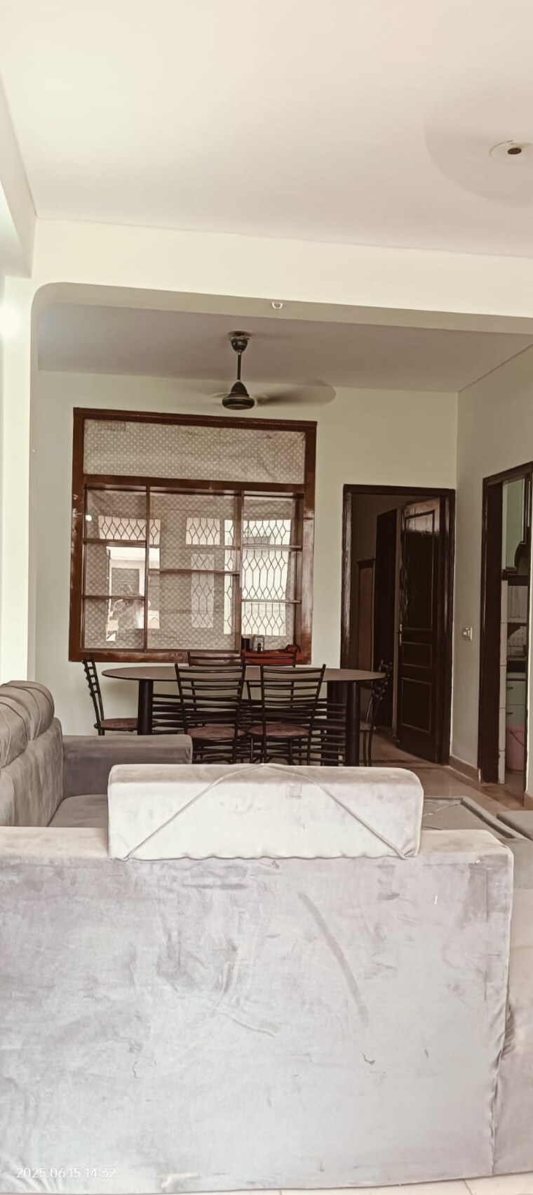 Living Room, ardee-city 3 Bedroom 1325 Sq.Ft. Builder Floor In Sector 52 Gurgaon 8925459