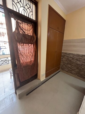 Building Lobby in 4 BHK Builder Floor at Ardee City, Sector 52 – for Sale