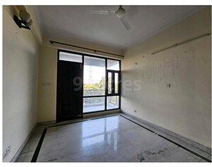 Room in 3.5 BHK Builder Floor at Ardee City, Sector 52 – for Sale