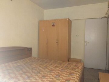 1 BHK Apartment For Rent in Rustomjee Regal, Dahisar West