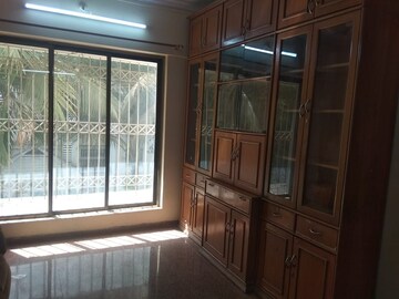Room in 1 BHK Apartment at Rustomjee Regal, Dahisar West – for Rent
