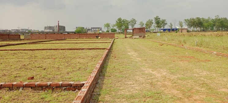 Garden, bihta  1000 Sq.Ft. Plot In Bihta Patna 8925556