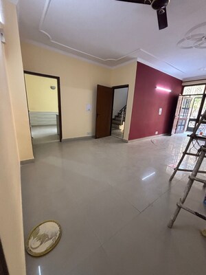 Room in 3 BHK Builder Floor at Today Blossoms I, Sector 47 – for Sale