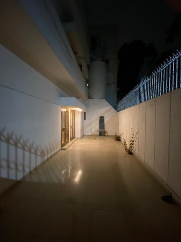 4 BHK Apartment – Exterior View View at Safdarjung Development Area - for Rent
