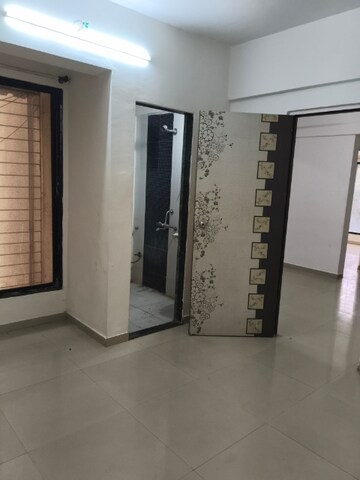 Room in 2 BHK Apartment at Ulwe Sector 17 – for Sale