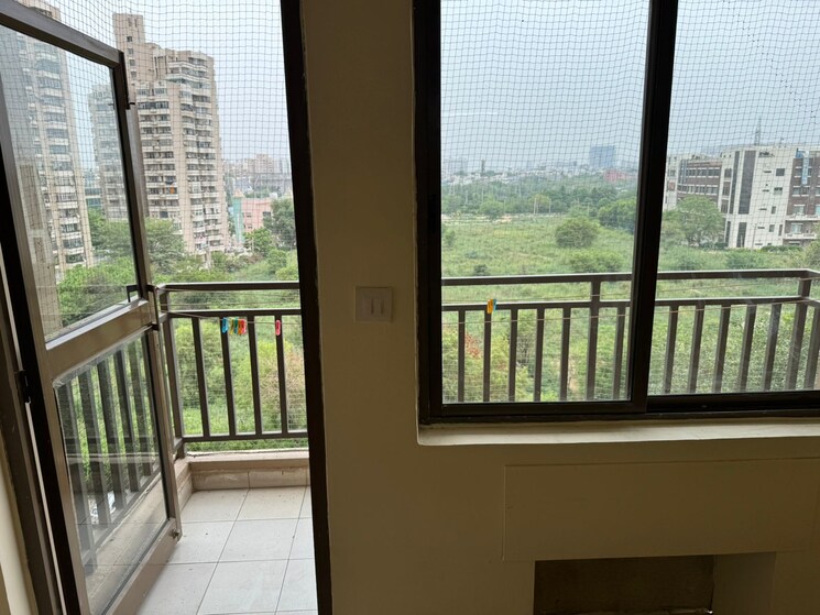 Master Bedroom, ardee-city-palm-grove-heights 3 Bedroom 1850 Sq.Ft. Apartment In Sector 52 Gurgaon 8925591