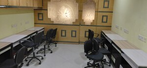  Office Space For Sale in Bbd Bagh
