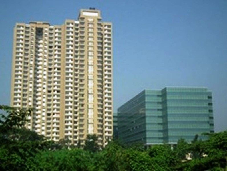 3 BHK + Extra Room Apartment For Sale in Lodha Codename The Ultimate