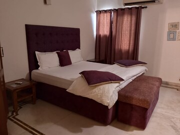 Bedroom in 4 BHK Apartment at Geetanjali Enclave – for Rent