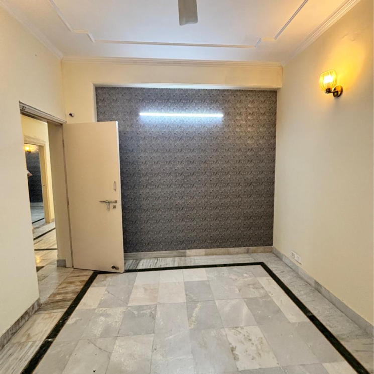 Bathroom, prerna-apartment 3.5 Bedroom 2000 Sq.Ft. Apartment In Sector 56 Gurgaon 8925713