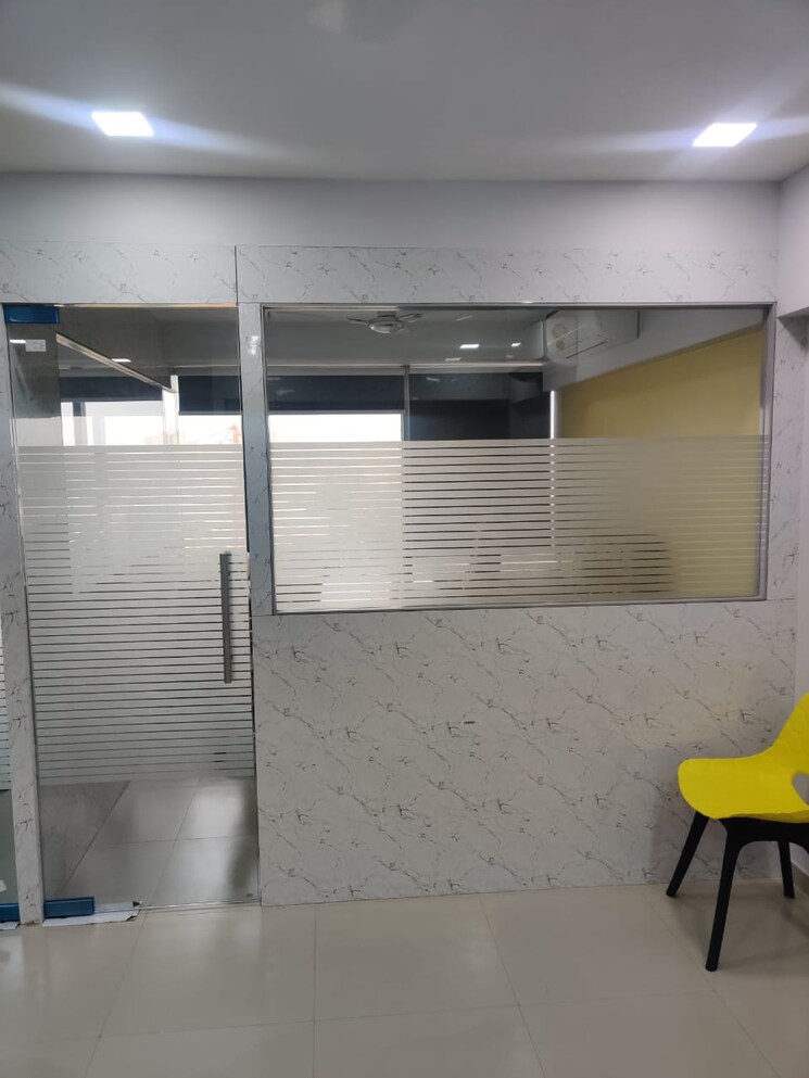 Team Area, shivalik-satyamev Commercial Office Space 826 Sq.Ft. In Bopal Ahmedabad 8925698