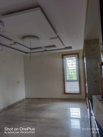 Room in 2 BHK Apartment at Hrbr Layout – for Sale