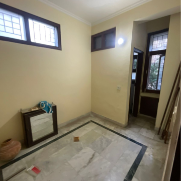 Room in 3 BHK Apartment at Prerna Apartment, Sector 56 – for Rent