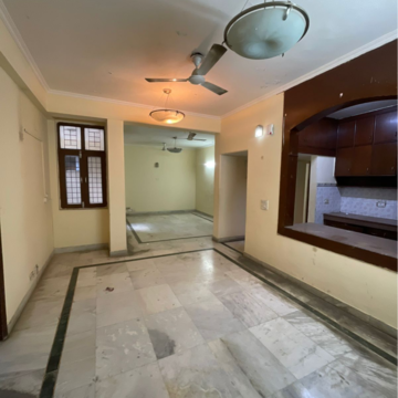 Room in 3 BHK Apartment at Prerna Apartment, Sector 56 – for Rent