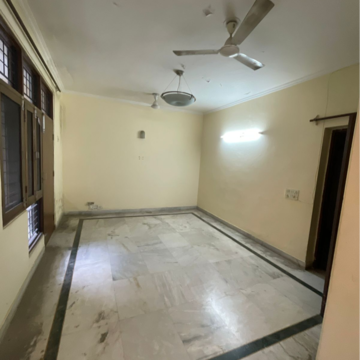 Bathroom in 3 BHK Apartment at Prerna Apartment, Sector 56 – for Rent