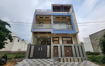 2.5 BHK Independent House For Sale in Vaastu Apartments, Dlf Ankur Vihar