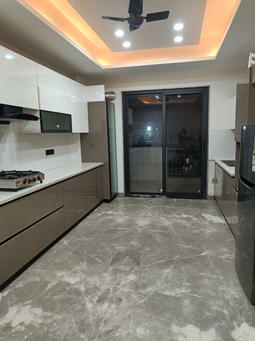 Parking in 3 BHK Apartment at Prerna Apartment, Sector 56 – for Rent