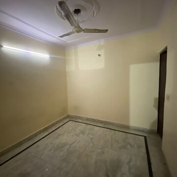 1 BHK Builder Floor For Rent in Govindpuri