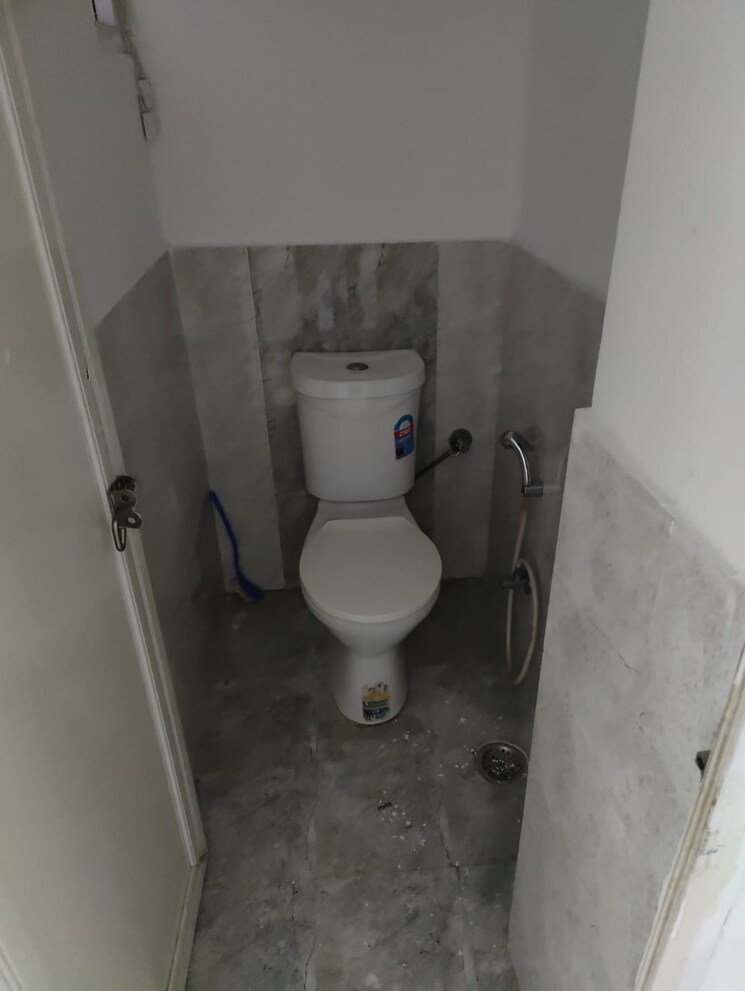 Bathroom, tulip-lemon 2 Bedroom 800 Sq.Ft. Apartment In Sector 69 Gurgaon 8925785