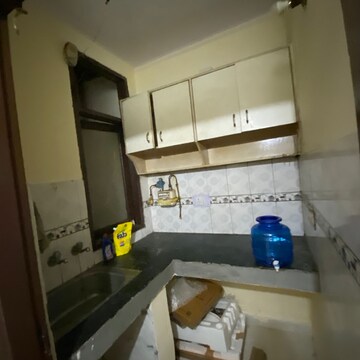 Team Area in 1 BHK Builder Floor at Govindpuri – for Rent