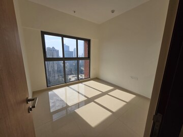 Room in 3 BHK Apartment at Kshitija Shree Laxmi Residency, Byculla West – for Rent