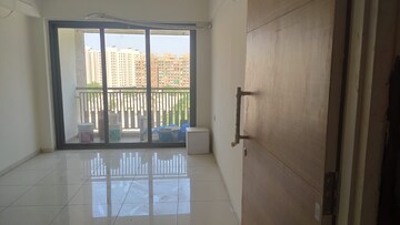 Room in 3 BHK Apartment at Shela – for Rent