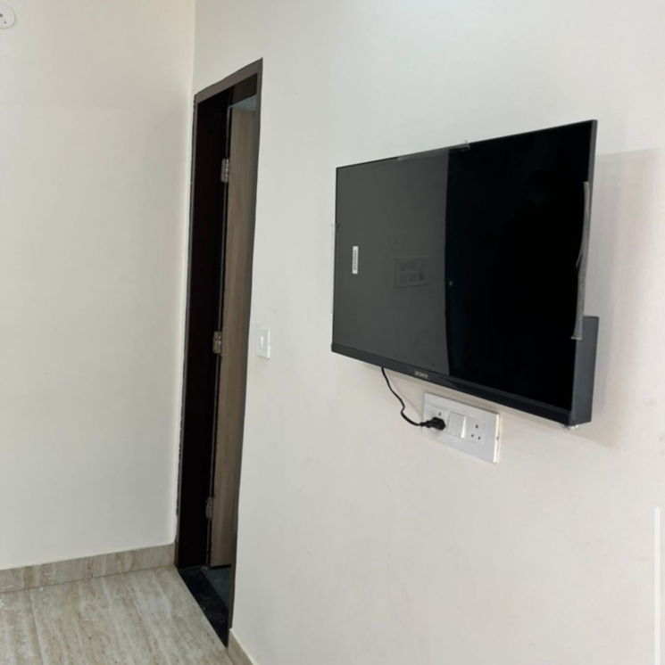 Room, sector 56 2 Bedroom 1000 Sq.Ft. Builder Floor In Sector 56 Gurgaon 8925841