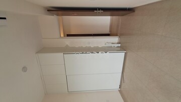 Furnished Amenities in 2 BHK Apartment at L&T Crescent Bay T2, Parel – for Rent