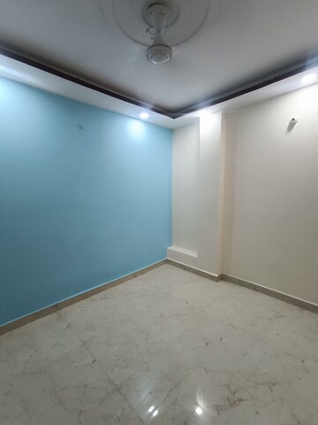 Room in 2 BHK Builder Floor at Govindpuri – for Rent