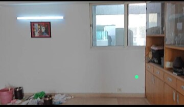 Room in 3 BHK Apartment at Emaar Commonwealth Games Village, Patparganj – for Sale