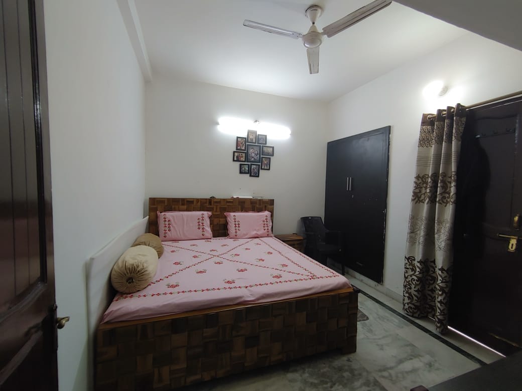 2 BHK + Pooja Room Builder Floor For Sale in S S Southend