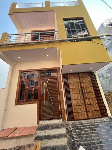 3 BHK Independent House For Sale in Rajyan Apartments, Dlf Ankur Vihar