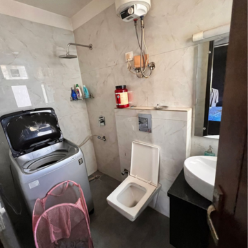 Team Area in 3 BHK Builder Floor at Sector 56 – for Rent