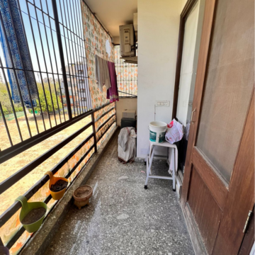Balcony in 3 BHK Builder Floor at Sector 56 – for Rent